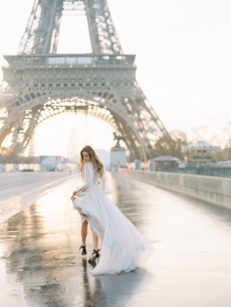 Eiffel-tower-bridal-session