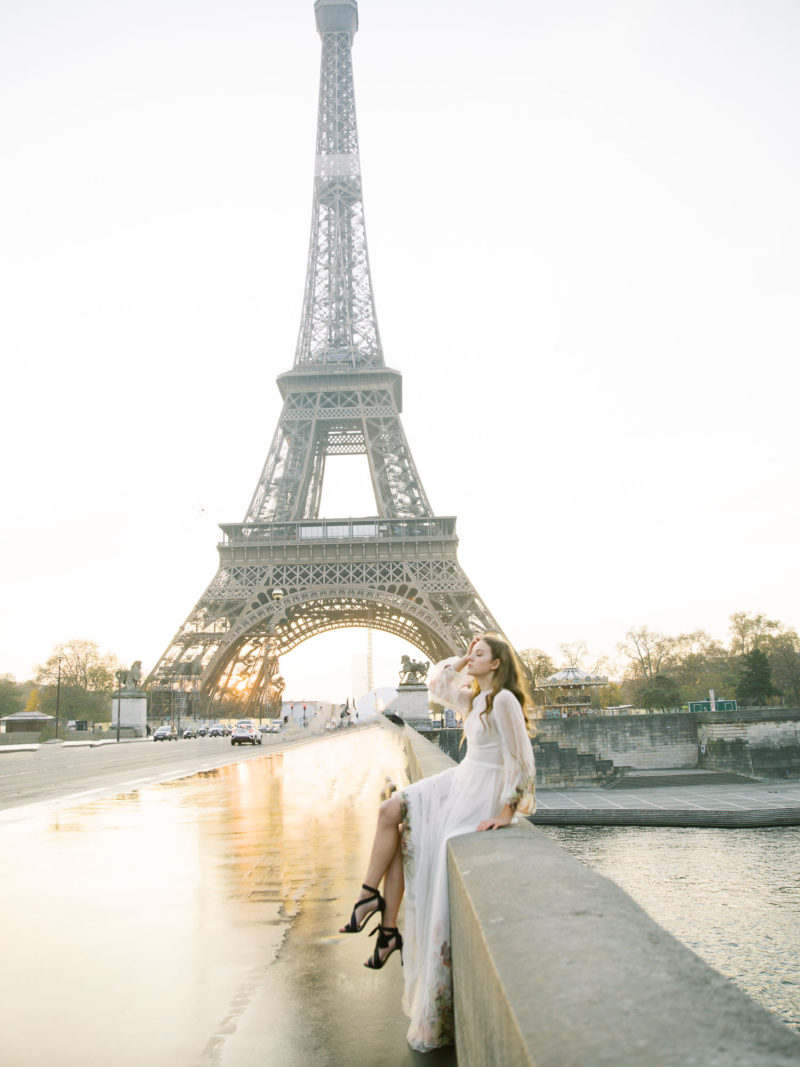 Eiffel-tower-bridal-session